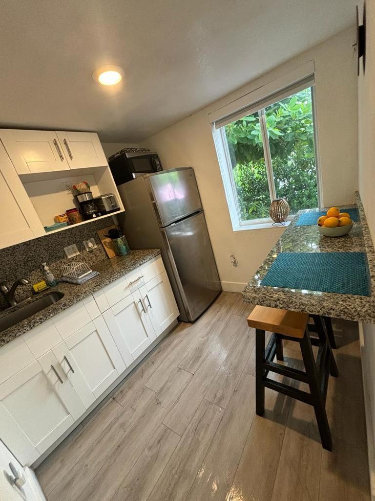 Nice Queen Bedroom - Best Location In Miami - Luggage Storage Service, Parking And Laundry المظهر الخارجي الصورة