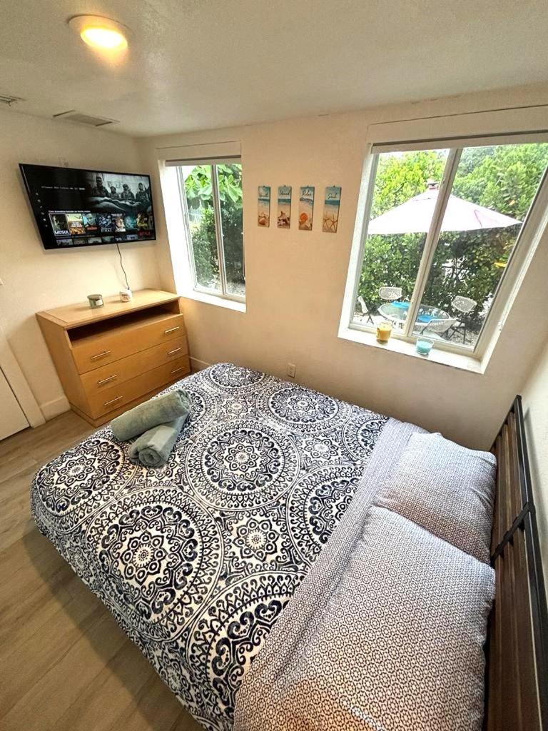 Nice Queen Bedroom - Best Location In Miami - Luggage Storage Service, Parking And Laundry المظهر الخارجي الصورة